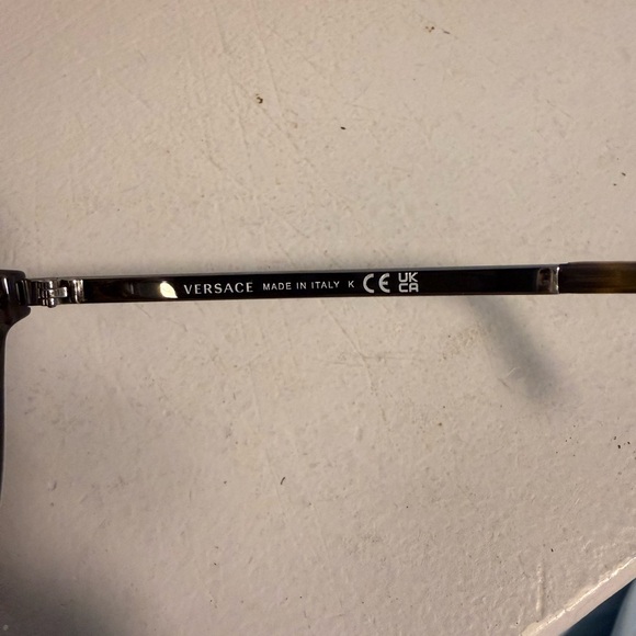 Versace Pilot Sunglasses in tortoise - Picture 4 of 10